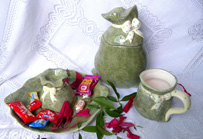 Dolomite-gift--bag-items